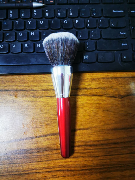Brocha Grande para Rubor Tipo Llama - Pincel de Maquillaje Profesional - Image 7