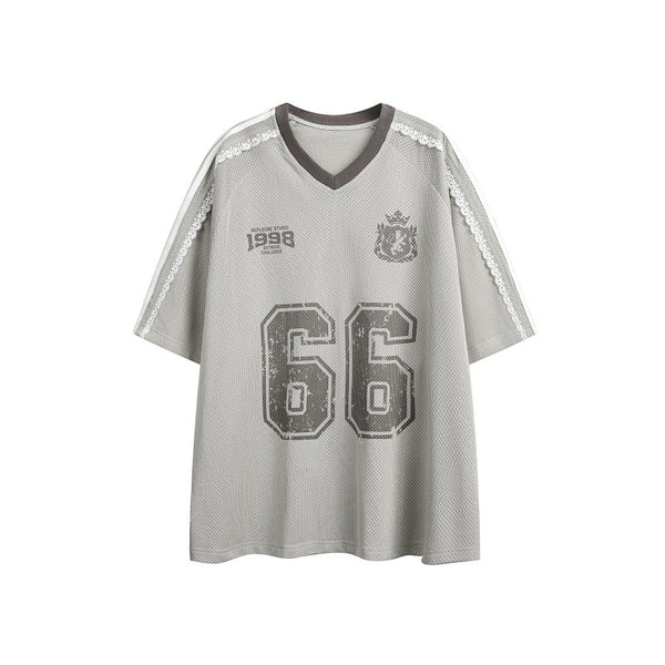Playera Retro Oversized con Contraste de Colores y Cuello V
