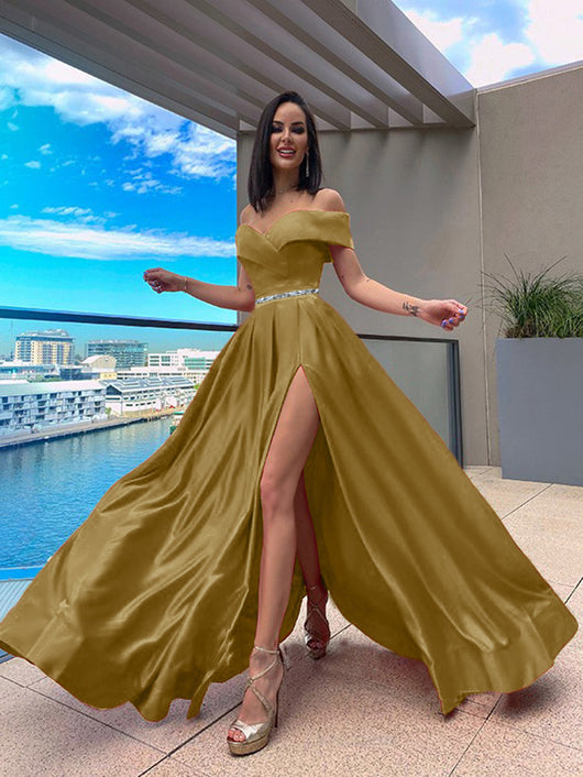 Vestido Largo de Gala con Cola Elegante - Image 4