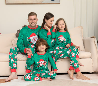 Pijamas Navideños a Juego para Toda la Familia con Diseño de Santa Claus - Image 9
