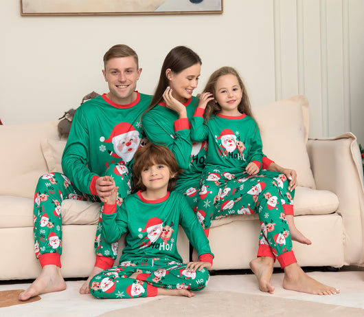 Pijamas Navideños a Juego para Toda la Familia con Diseño de Santa Claus - Image 9