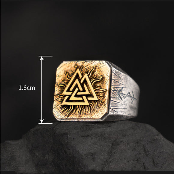 Anillo Viking de Plata con Nudo Nórdico e Incrustación de Cobre