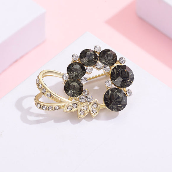 Broche Temperamento Coreano con Diamante Negro Incrustado