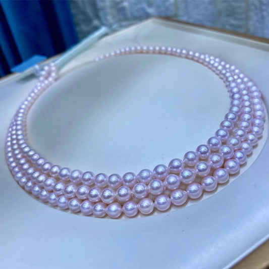 Cadena de Suéter Elegante y Moderna