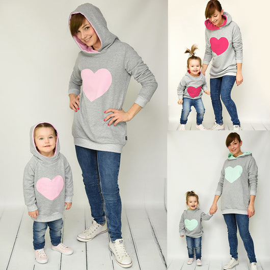 Sudadera con Capucha Corazón para Mamá e Hijo - Casual y Cómoda - Image 8