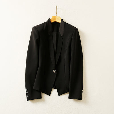 Conjunto de Blazer Negro y Falda Plisada de Dos Piezas para Mujer - Image 11