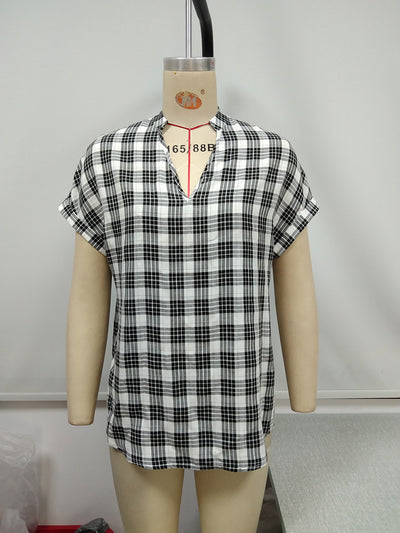 Camisa Casual de Cuadros con Cuello en V - Image 13