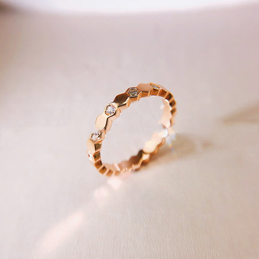 Anillo de Plata con Diseño Colmena para Mujer - Image 8