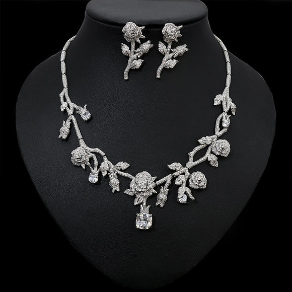 Conjunto de Collar y Aretes Nupcial con Flores de Alta Calidad