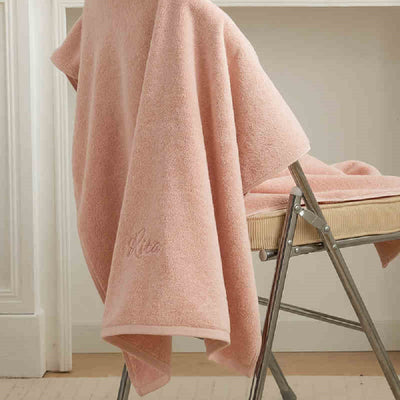 Toallas de Baño Personalizadas con Bordado de Nombres - Image 11