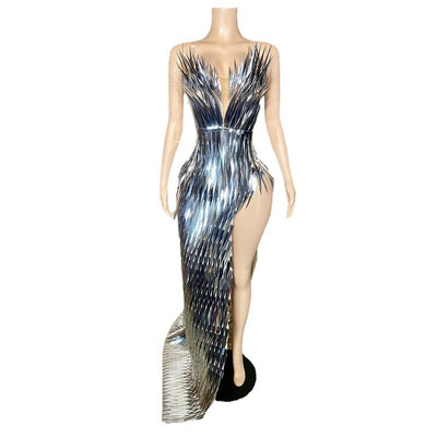 Vestido de Noche Elegante con Lentejuelas y Abertura Lateral - Image 5