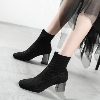 Botas Tejidas Elásticas con Tacón Grueso y Detalles Electroplateados