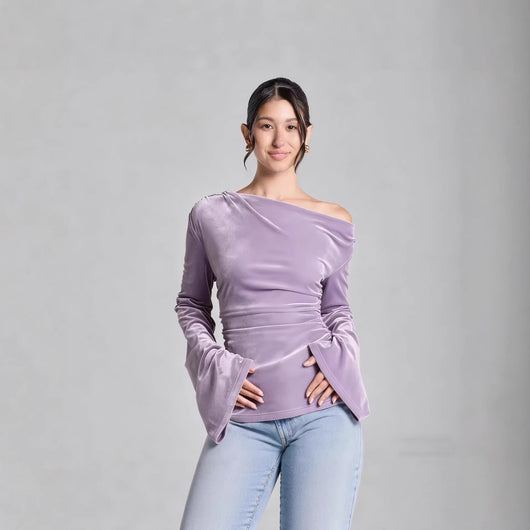Blusa Entallada con Pliegues y Mangas Acampanadas - Image 3