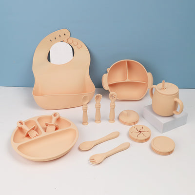 Juego de Vajilla Infantil Silicona 15 Piezas con Ventosa - Cucharas, Platos y Babero - Image 6