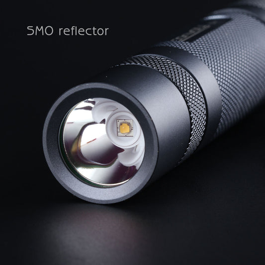 Linterna Táctica Convoy S2 SST20 - 18650 Recargable con Revestimiento de Separación Térmica