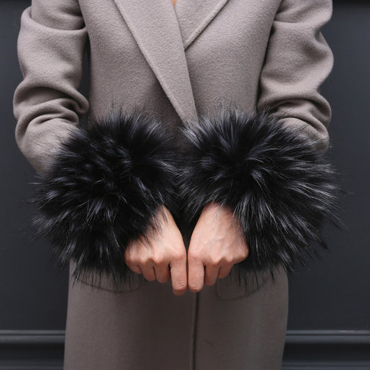 Chaqueta Acolchada con Puños de Piel Sintética de Zorro - Image 17