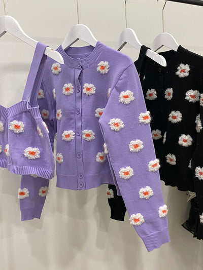 Conjunto Dos Piezas: Cardigan con Flores 3D Bordadas y Camiseta - Image 8