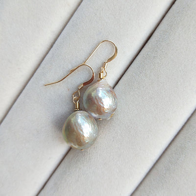 Conjunto de Tres Piezas en Oro de 14K: Aretes, Collar y Pulsera - Image 13