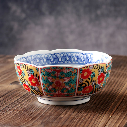 Plato Hondo de Cerámica Japonesa con Pintura Tradicional Retro - Image 10