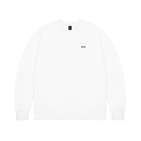 Camiseta Suelta de Cuello Redondo en Blanco y Negro - Image 6