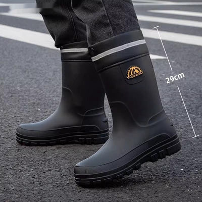 Botas de Lluvia Impermeables para Hombre con Tubo Medio y Suela Antideslizante - Image 9