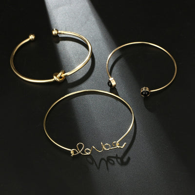 Juego de Pulseras Diamante Triángulo LOVE