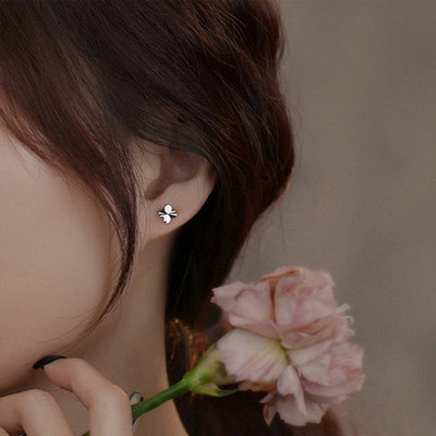 Aretes Minimalistas de Lujo - Elegancia Simple y Sofisticada - Image 13