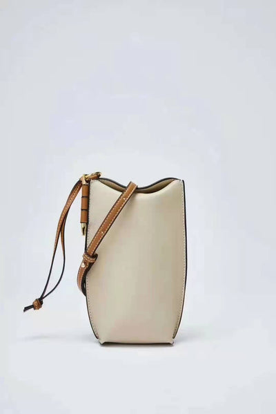 Bolso Crossbody de Cuero Genuino - Estilo Tendencia - Image 6