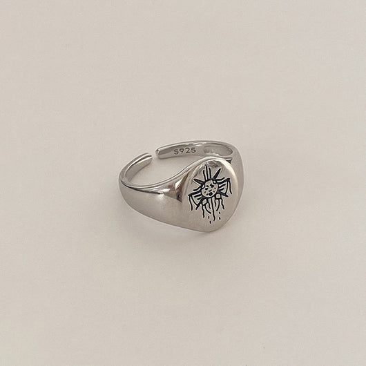 Anillo de Plata Esterlina con Elemento Tallado - Image 6