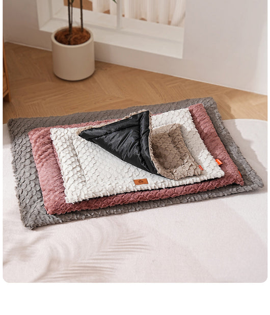 Cama Térmica para Mascotas con Patrón de Escamas - Cojín Cálido para Perros y Gatos - Image 14
