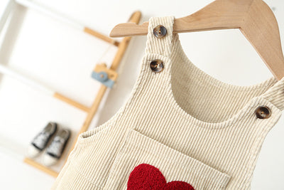 Enterizo de Pana con Tirantes y Bordado Love para Niños y Niñas - Image 14