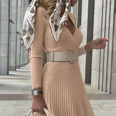 Vestido Plisado Escote V Ajustado con Cinturón - Image 3