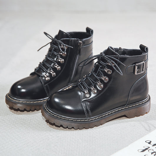 Botas Martin de Cuero Estilo Británico con Remaches Decorativos - Image 11
