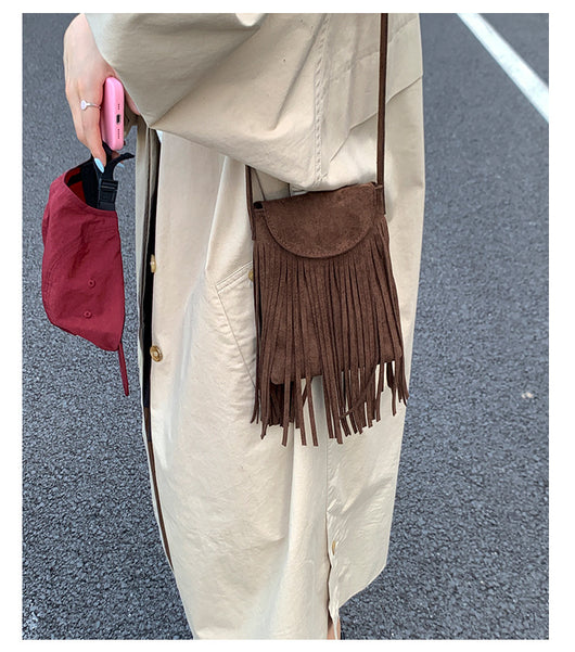 Bolso Bandolera Retro Gamuza Esmerilada con Borlas para Celular - Image 26