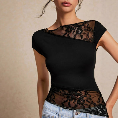 Blusa Entallada con Paneles de Encaje y Manga Corta - Image 5