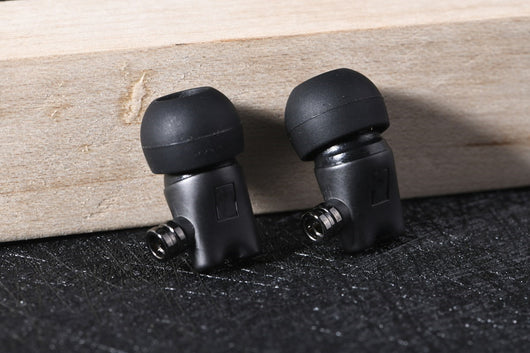 Auriculares In-Ear IE800s con Bajos Potentes - Plug DIY - Image 10