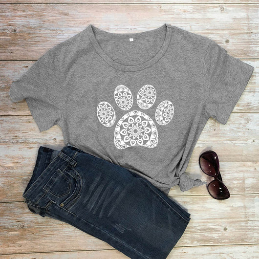 Camiseta Suelta Estampado Huellas Animales para Hombre y Mujer - Image 19