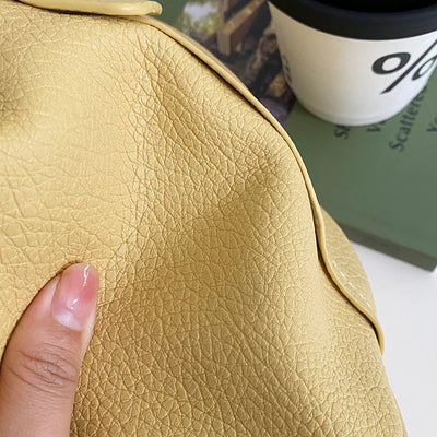 Bolso de Cuero Suave con Patrón Lychee - Diseño Minimalista y Casual - Image 6