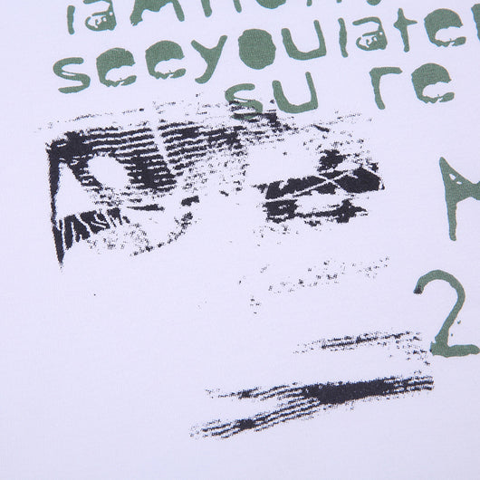 Playera Estampada Graffiti Stars Cuello Redondo Ajustada para Mujer - Image 8