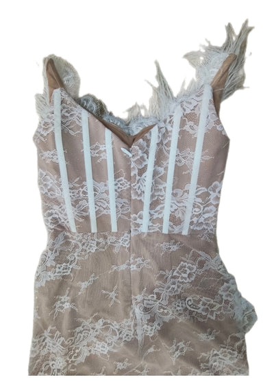 Vestido de Fiesta Elegante con Escote Tubo y Abertura Alta - Image 9