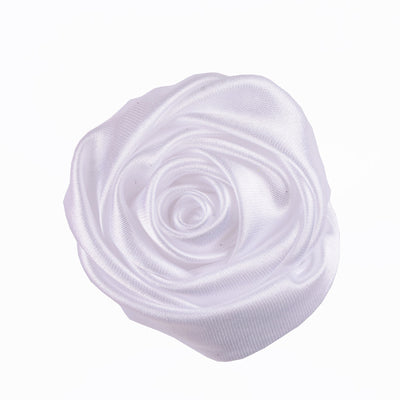 Broche Floral de Rosas 3D en Satén para Novia y Eventos Especiales - Image 6