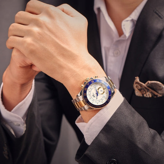 Reloj Automático de Acero Dorado con Esfera Luminosa para Hombre