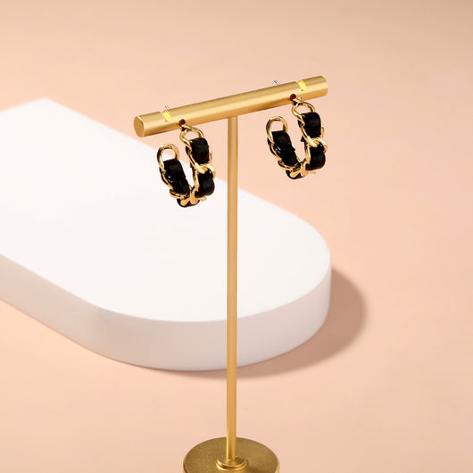 Aretes C Colgantes de Cuero Negro y Cadena Hueca - Diseño Moderno Europeo - Image 6