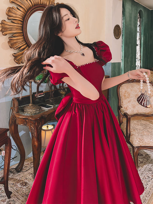 Vestido de Satén Rojo Vino para Compromisos - Elegancia Francesa Diaria - Image 9