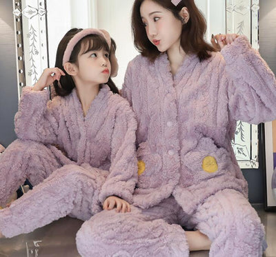Pijamas de Terciopelo Coral para Mamá e Hija - Conjunto Familiar Acolchado - Image 14