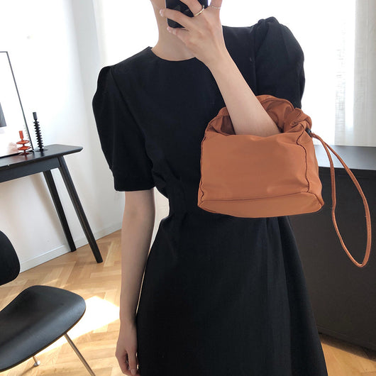 Vestido Negro Elegante Estilo Francés - Falda Suave y Sofisticada - Image 9