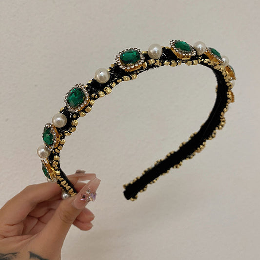 Diadema de Perlas Barrocas con Diamantes y Bordes Finos - Elegancia de Alta Gama - Image 2