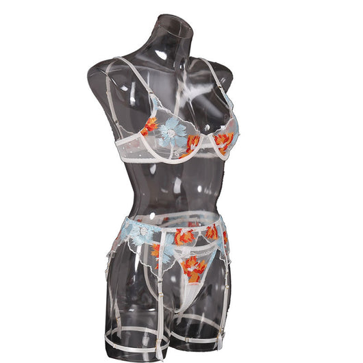 Conjunto de Lencería Bordada Sensual - Image 15