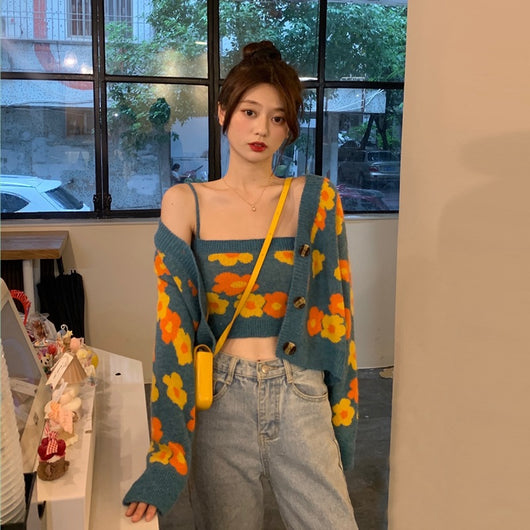 Conjunto Dos Piezas Mujer: Cardigan Floral Retro Corto + Camiseta Tejida - Image 12