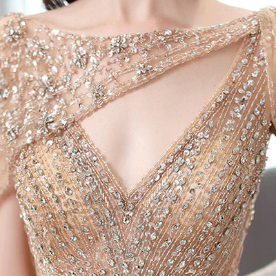 Vestido de Noche Dorado con Cola de Sirena para Mujer - Image 10